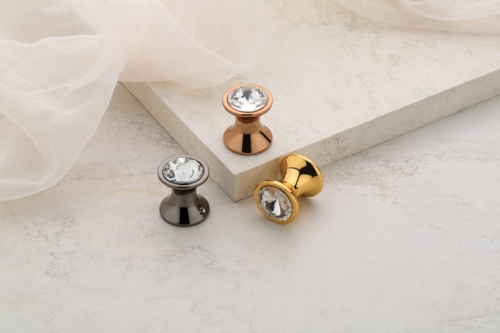 Altitude 1433 Knobs catalogue product