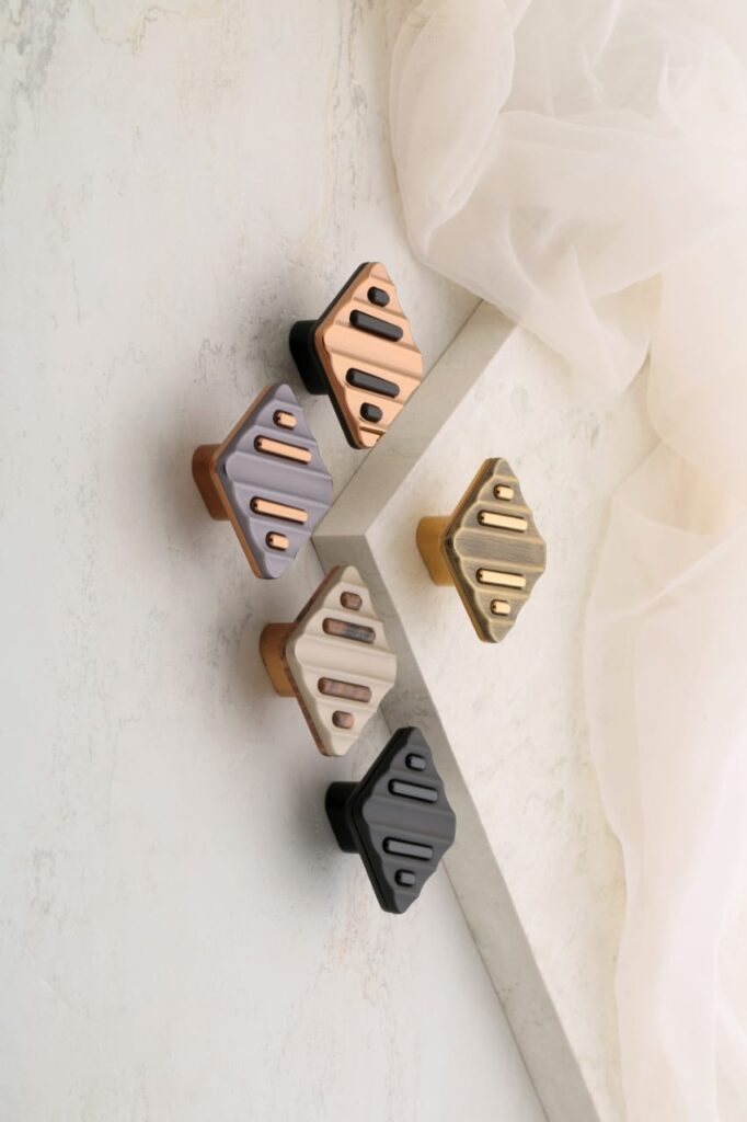 Altitude A-801 Knobs catalogue product