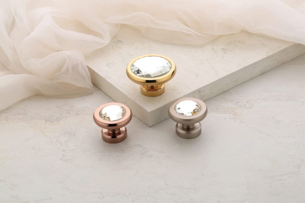 Altitude 219 Knobs catalogue product